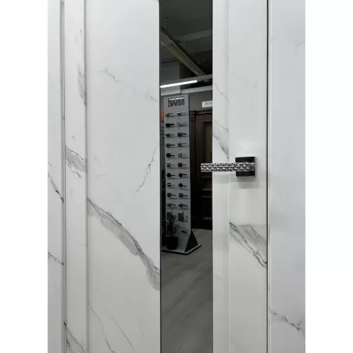 Межкомнатная дверь экошпон Soft Touch UniLine Mramor 30004/1 Marable монте белый стекло зеркало грей